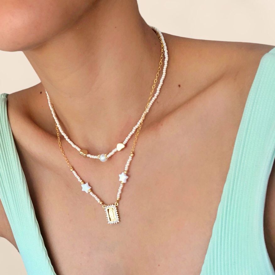 Collar Virgen Mostacilla Beige